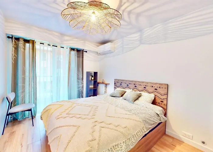 Cosy, 1 Bedroom Near Port